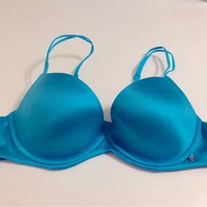 Very Sexy lightly lined plunge bra